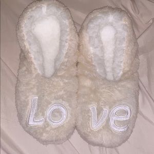 Ivory Malibu Luxxe slippers